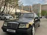 Mercedes-Benz E 280 1994 года за 1 600 000 тг. в Алматы