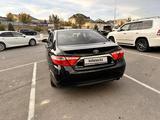 Toyota Camry 2015 года за 8 000 000 тг. в Шымкент – фото 3