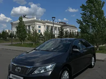 Toyota Camry 2013 года за 7 600 000 тг. в Астана