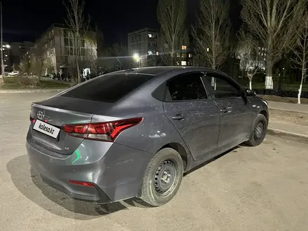 Hyundai Accent 2019 года за 6 900 000 тг. в Астана – фото 2