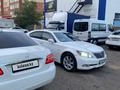 Mercedes-Benz E 200 2010 годаfor6 500 000 тг. в Астана – фото 2