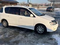 Toyota Ipsum 1998 годаfor2 800 000 тг. в Алматы