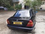 Mercedes-Benz C 230 1994 годаүшін1 700 000 тг. в Актобе – фото 3