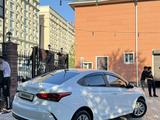 Hyundai Accent 2021 годаfor8 800 000 тг. в Шымкент – фото 3