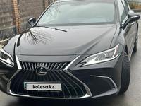 Lexus ES 250 2021 года за 22 000 000 тг. в Атырау