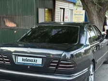Mercedes-Benz E-Class, 2000