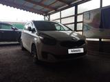 Kia Carens 2014 годаfor7 100 000 тг. в Астана – фото 3