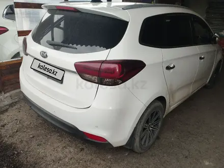 Kia Carens 2014 годаүшін7 600 000 тг. в Астана – фото 2