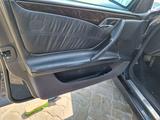 Mercedes-Benz E 280 1999 годаүшін4 000 000 тг. в Актау – фото 4