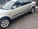 Volkswagen Passat 1997 года за 1 800 000 тг. в Тараз – фото 4