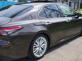 Toyota Camry 2019 года за 16 000 000 тг. в Алматы – фото 5