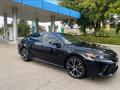 Toyota Camry 2018 года за 9 000 000 тг. в Уральск