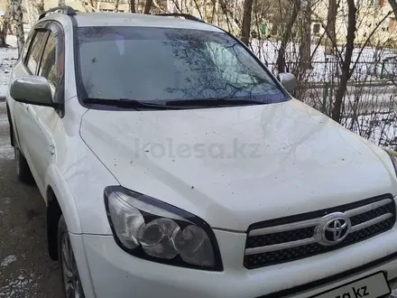 Toyota RAV4 2007 года за 7 800 000 тг. в Усть-Каменогорск – фото 2