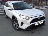 Toyota RAV4 2023 годаүшін18 200 000 тг. в Усть-Каменогорск – фото 3