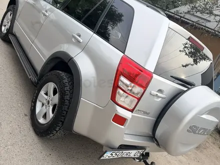 Suzuki Grand Vitara 2006 года за 4 500 000 тг. в Алматы – фото 2