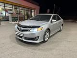 Toyota Camry 2013 годаүшін7 650 000 тг. в Актобе – фото 2