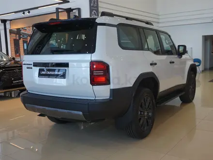 Toyota Land Cruiser Prado Luxe 2026 года за 46 390 000 тг. в Караганда – фото 13