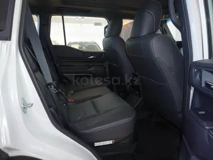 Toyota Land Cruiser Prado Luxe 2026 года за 46 390 000 тг. в Караганда – фото 8