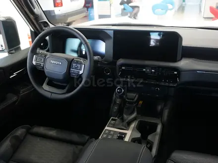 Toyota Land Cruiser Prado Luxe 2026 года за 46 390 000 тг. в Караганда – фото 17
