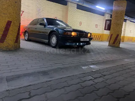 BMW 730 1994 года за 3 200 000 тг. в Туркестан – фото 2