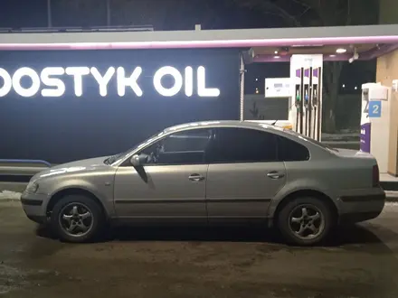 Volkswagen Passat 2000 года за 1 500 000 тг. в Караганда – фото 21