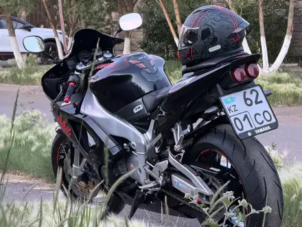 Yamaha  YZF-R1 2005 года за 2 500 000 тг. в Астана – фото 6