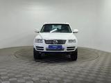 Volkswagen Touareg 2006 года за 3 590 000 тг. в Алматы – фото 2