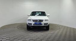Volkswagen Touareg 2006 года за 3 590 000 тг. в Алматы – фото 2