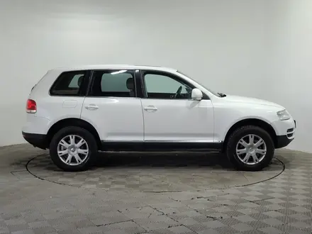 Volkswagen Touareg 2006 года за 3 590 000 тг. в Алматы – фото 4