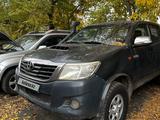 Toyota Hilux 2015 года за 4 500 000 тг. в Усть-Каменогорск