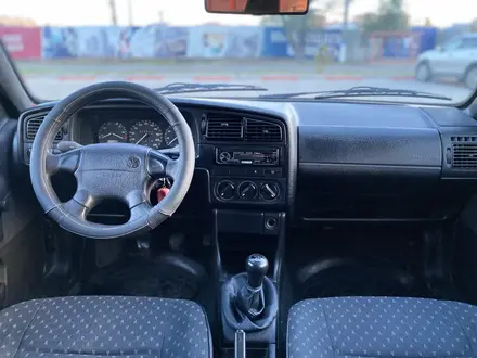 Volkswagen Passat 1994 года за 1 990 000 тг. в Петропавловск – фото 12