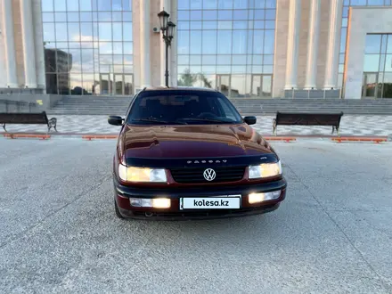 Volkswagen Passat 1994 года за 1 990 000 тг. в Петропавловск – фото 11