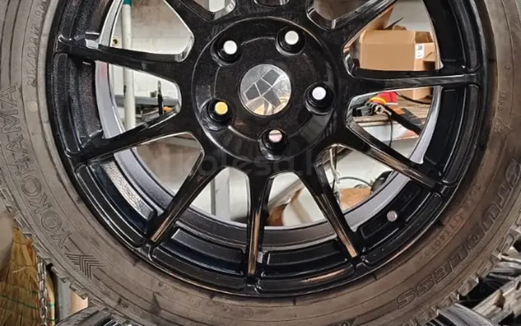 Диски алюминиевые с резиной 215*55*17 Tecmag R17 7, 5J 5x120 ЦО 72, 6 за 250 000 тг. в Алматы