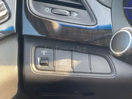 Hyundai Grandeur 2012 года за 8 000 000 тг. в Алматы – фото 15