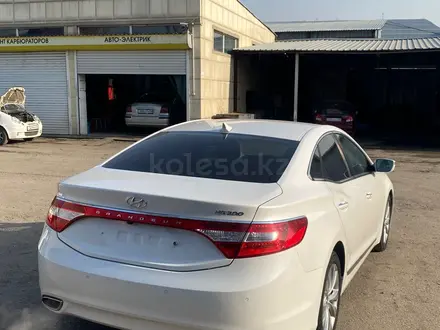 Hyundai Grandeur 2012 года за 8 000 000 тг. в Алматы – фото 6