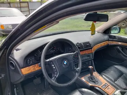BMW 530 1999 года за 4 100 000 тг. в Алматы – фото 3