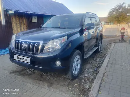 Toyota Land Cruiser Prado 2012 года за 17 500 000 тг. в Актобе