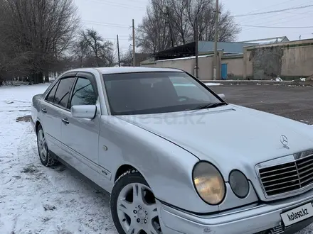 Mercedes-Benz E 320 1996 года за 2 900 000 тг. в Астана – фото 6