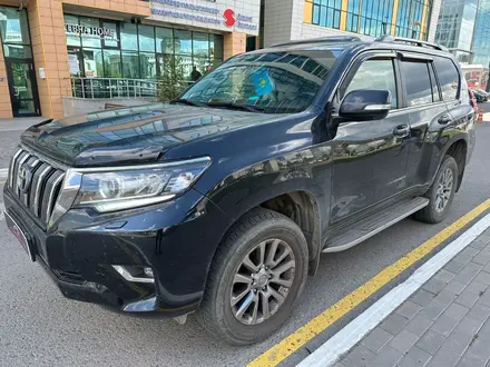 Toyota Land Cruiser Prado 2017 года за 22 900 000 тг. в Астана – фото 3