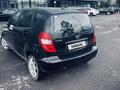 Mercedes-Benz A 180 2009 года за 3 800 000 тг. в Караганда – фото 4