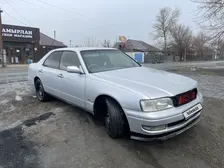 Nissan Cedric, 1995