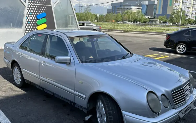 Mercedes-Benz E 230 1995 годаүшін2 300 000 тг. в Алматы