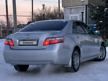 Toyota Camry 2006 года за 6 400 000 тг. в Зайсан – фото 11