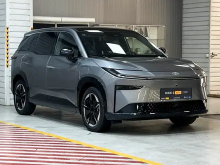Toyota bZ3X 2025 года за 13 190 000 тг. в Алматы – фото 3