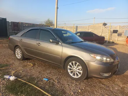 Toyota Camry 2005 года за 5 300 000 тг. в Тараз – фото 30