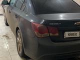 Chevrolet Cruze 2012 года за 4 700 000 тг. в Атырау – фото 3