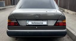 Mercedes-Benz E 230 1990 годаfor1 450 000 тг. в Есик – фото 4