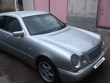 Mercedes-Benz E 320 1998 года за 4 000 000 тг. в Шымкент