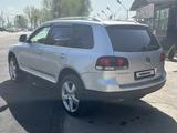 Volkswagen Touareg 2008 года за 6 000 000 тг. в Алматы