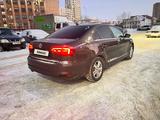 Volkswagen Jetta 2017 года за 8 100 000 тг. в Астана – фото 4